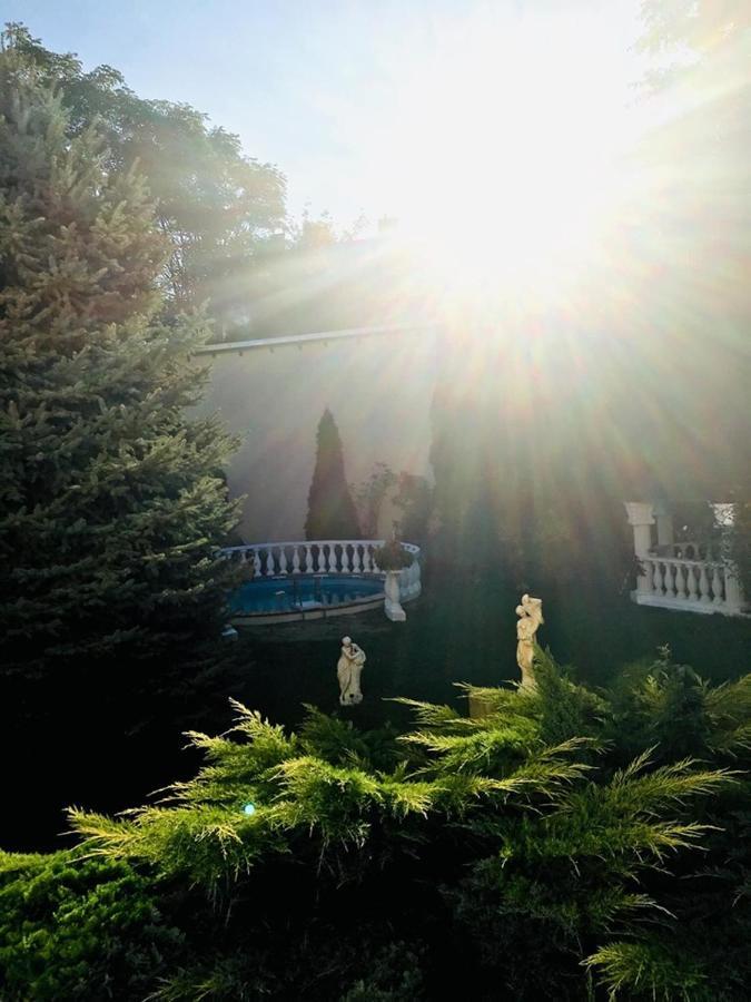 Adam Apartmanhaz Appartement Szeged Buitenkant foto