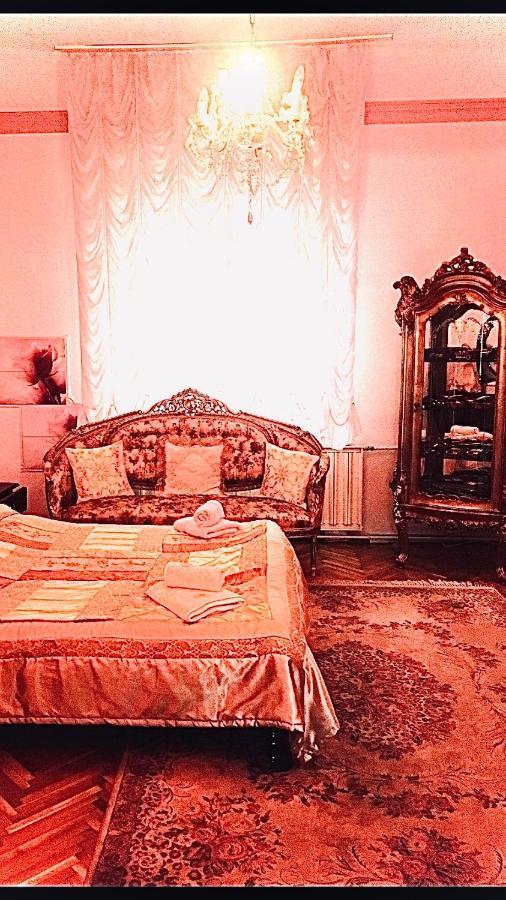 Adam Apartmanhaz Appartement Szeged Buitenkant foto