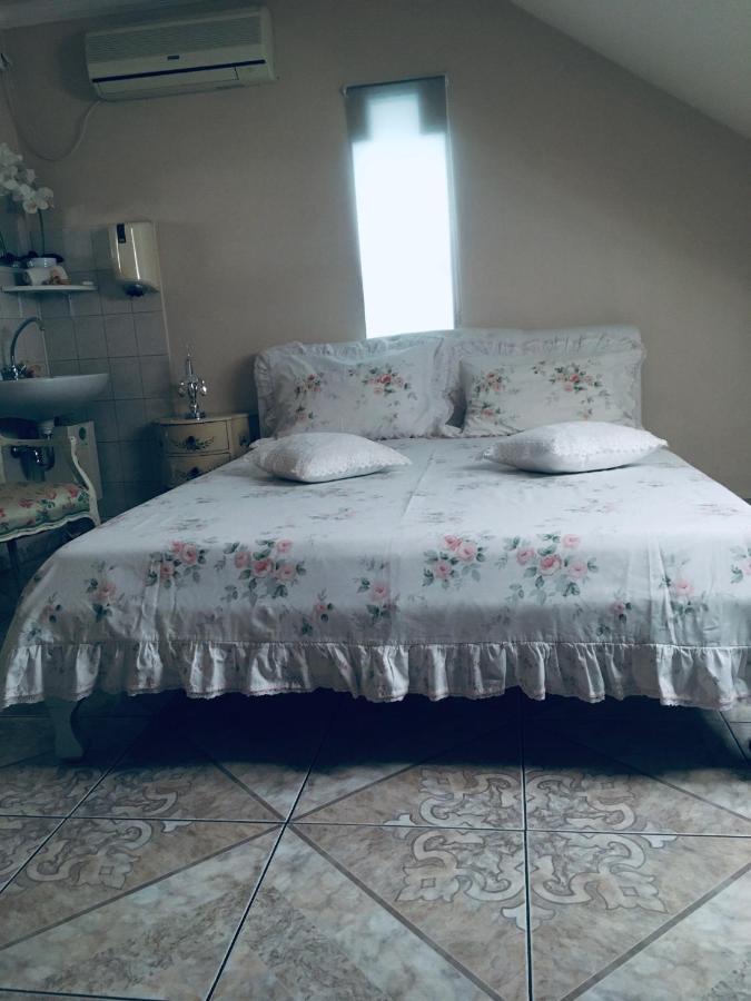 Adam Apartmanhaz Appartement Szeged Buitenkant foto