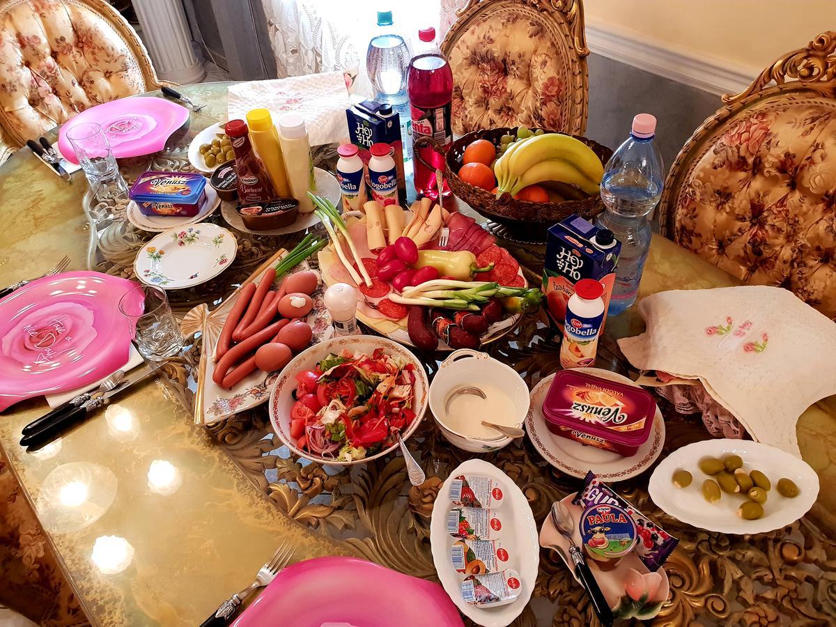 Adam Apartmanhaz Appartement Szeged Buitenkant foto