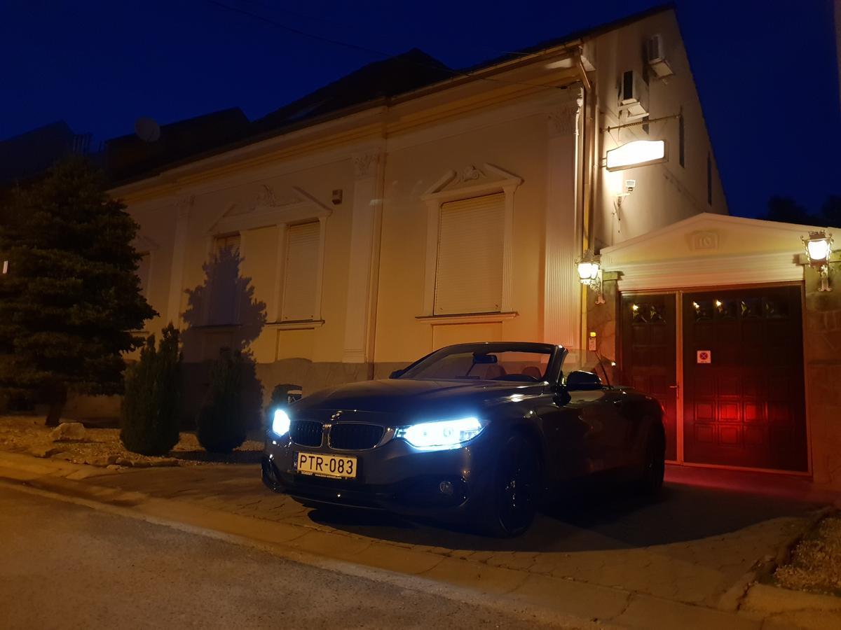 Adam Apartmanhaz Appartement Szeged Buitenkant foto