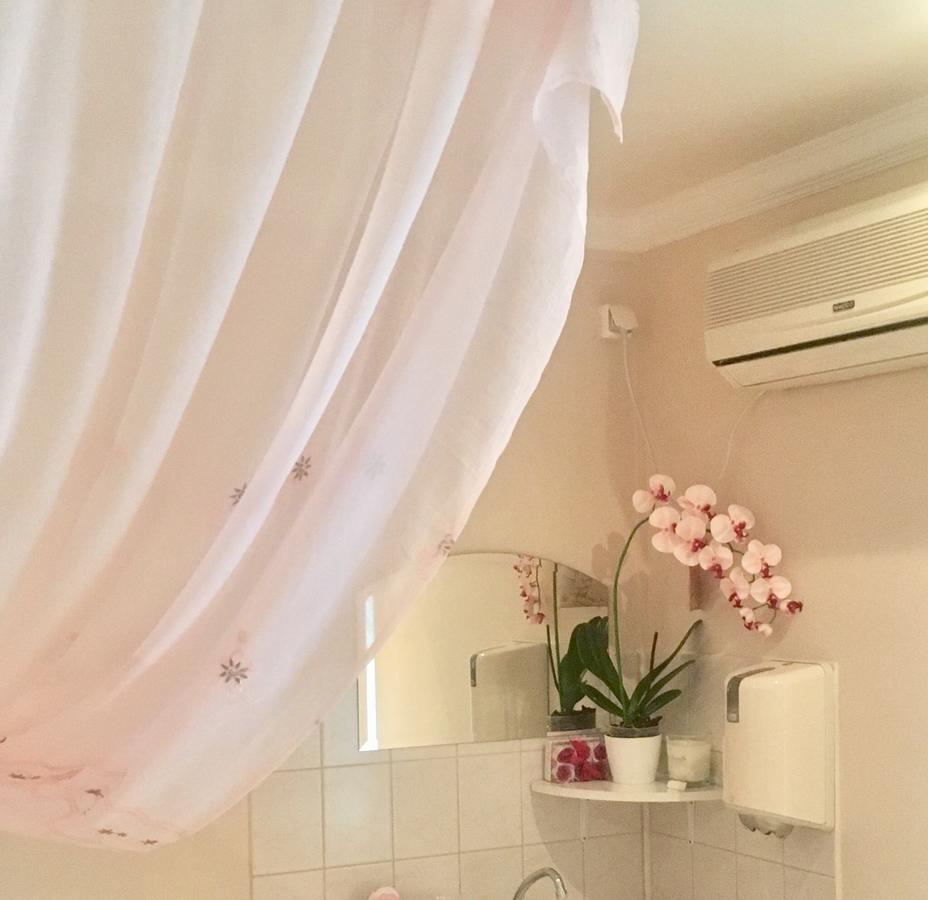 Adam Apartmanhaz Appartement Szeged Buitenkant foto
